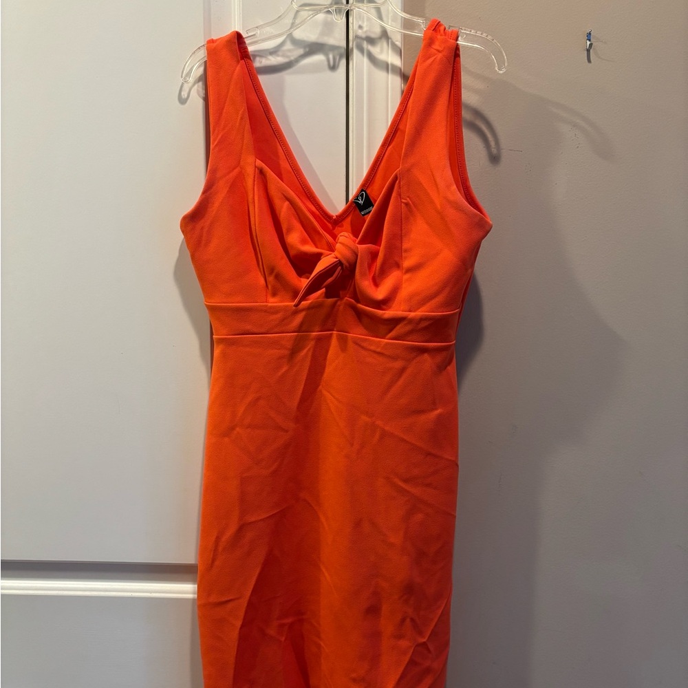 Windsor Orange Bodycon Mini Dress V-Neck Sleeveless